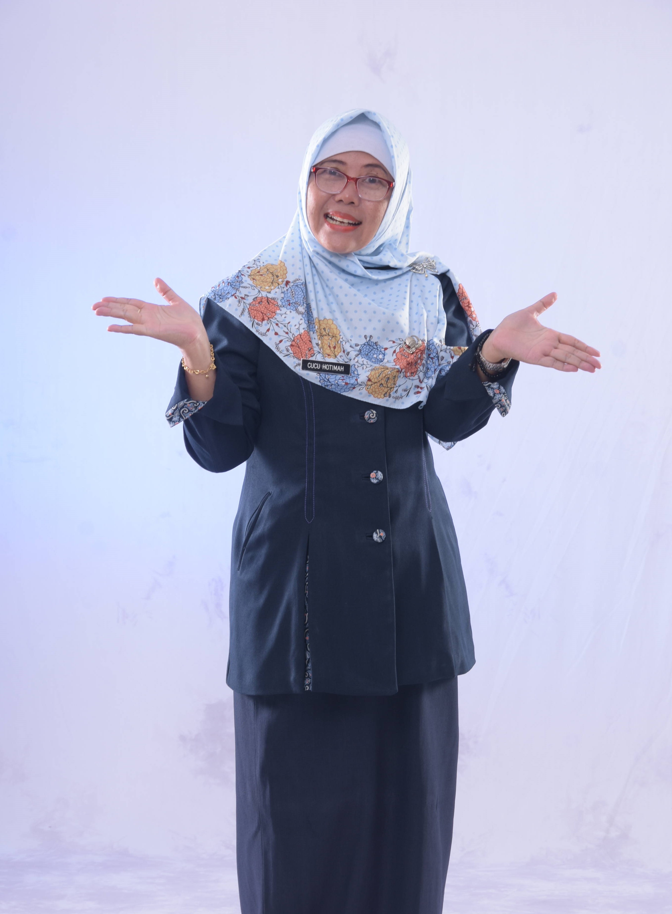 Foto Cucu Hotimah, S.Pd
