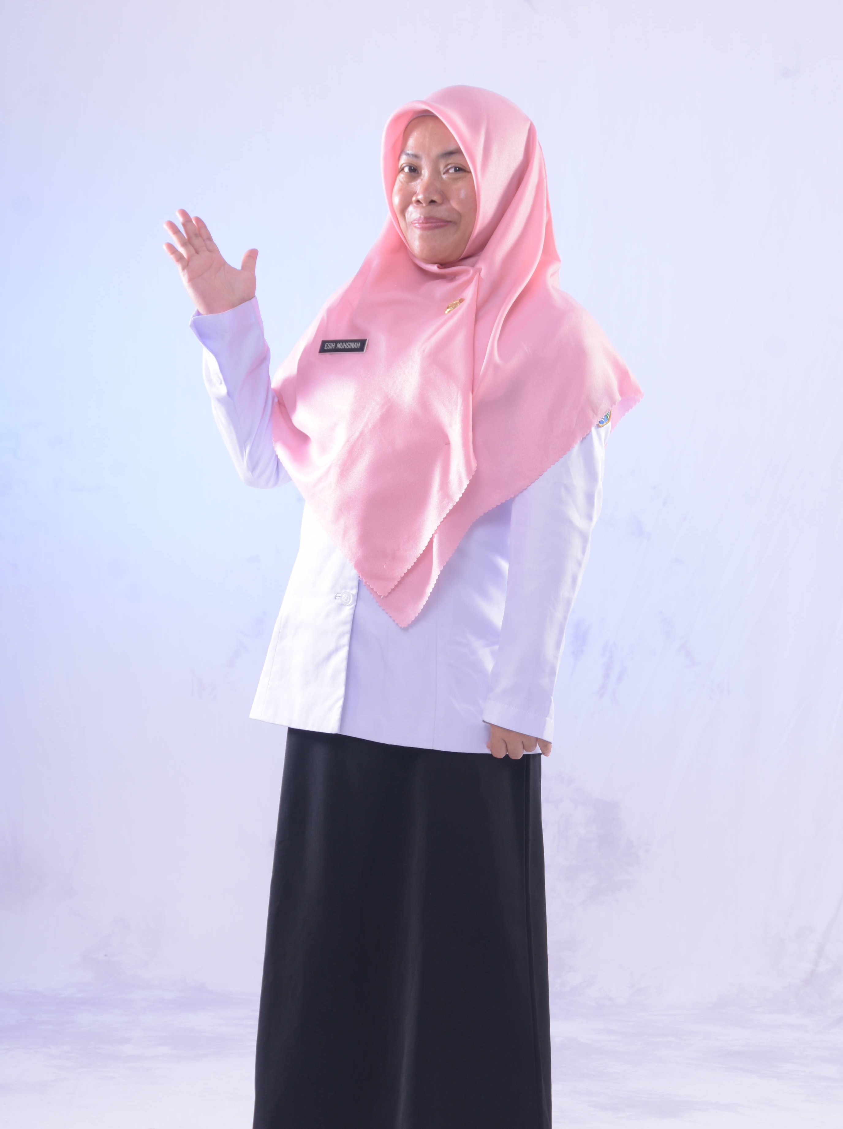 Foto Esih Muhsinah, S.Pd
